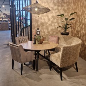 Eiken ronde tafel Femm