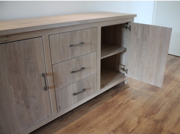 Eiken Dressoirkast Julia - Afbeelding 2