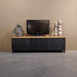 Eiken TV Meubel Veertje