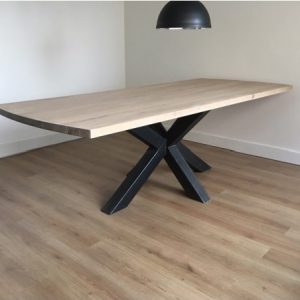 Eiken tafel Lily