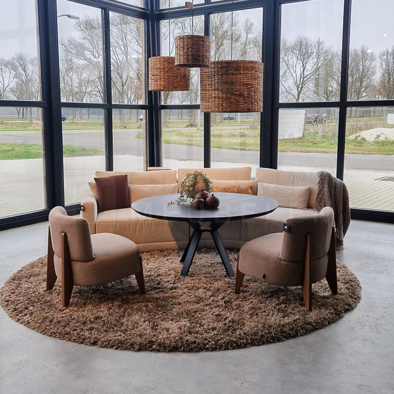 Eiken ronde Lowdining tafel