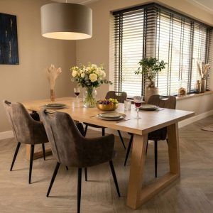 Eiken tafel Marco