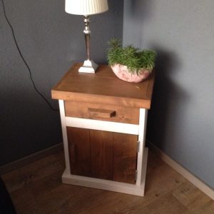 Steigerhouten Nachtkastje Petra