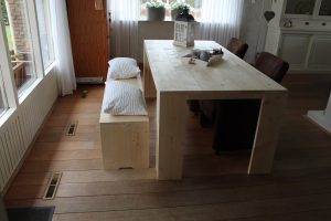 Steigerhouten tafel Niekos