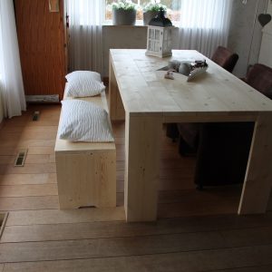 Steigerhouten tafel Niekos