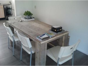 Steigerhouten tafel Niekos Oud