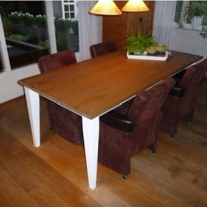 Steigerhouten tafel Yenthe
