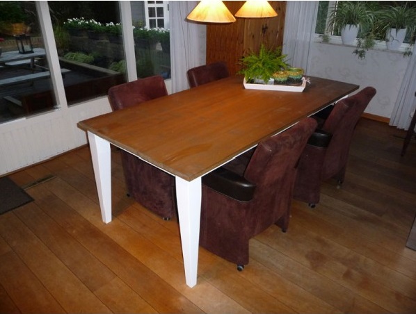 Steigerhouten tafel Yenthe